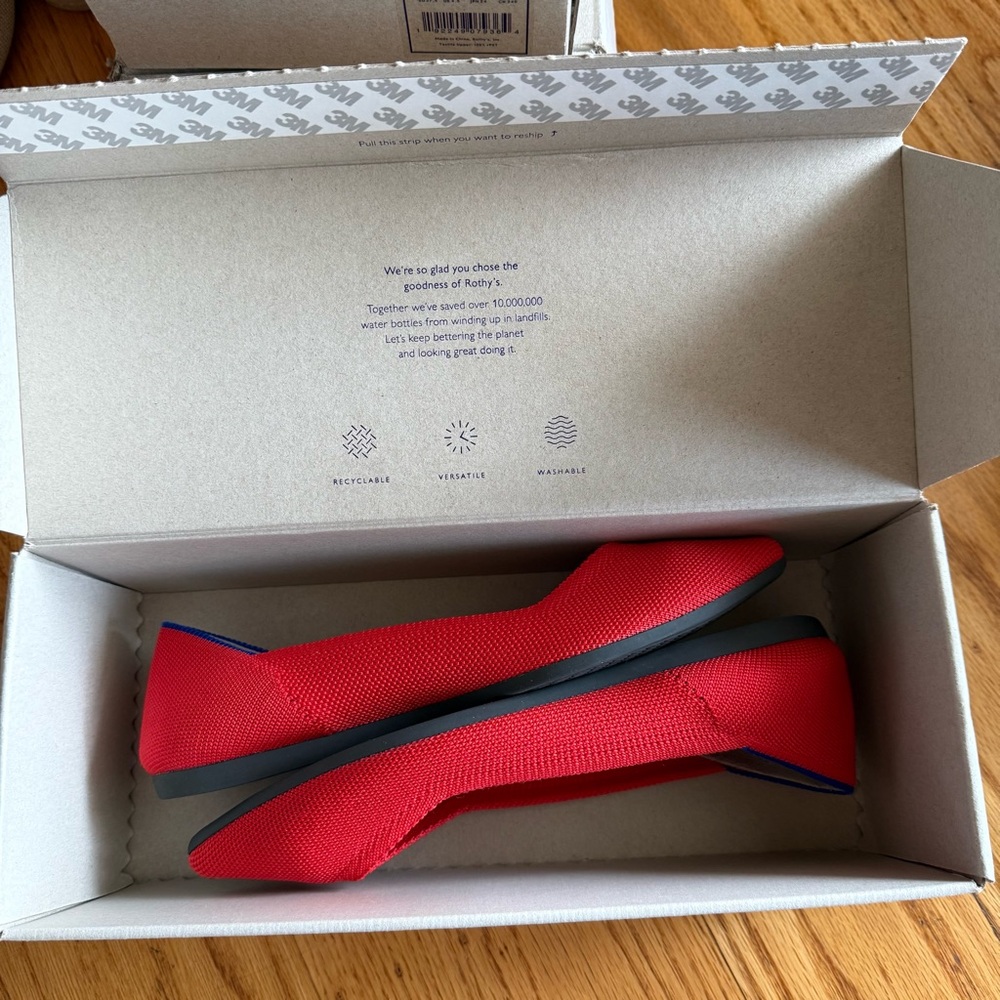 Rothy's The Point in Flame, with box